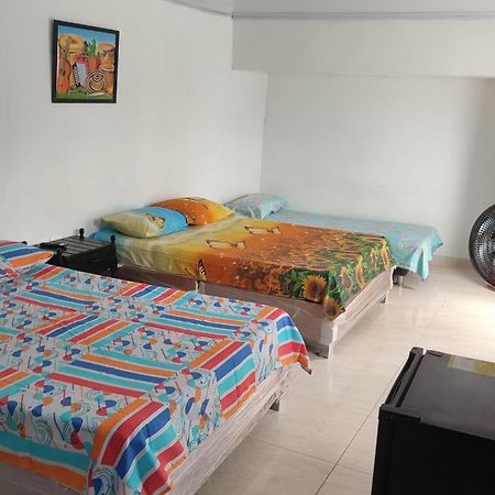 Apartaestudio Acuarium Bed & Breakfast Cartagena Exterior photo